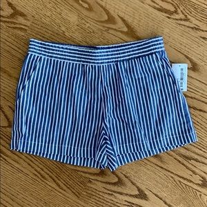 Abbeline South Moon Under stripped shorts
